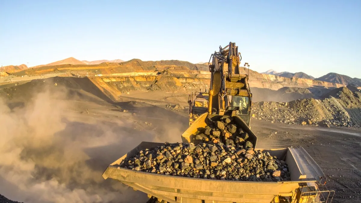 Imagen del portafolio del curso Equipos de Carga y Transporte en Faenas Mineras